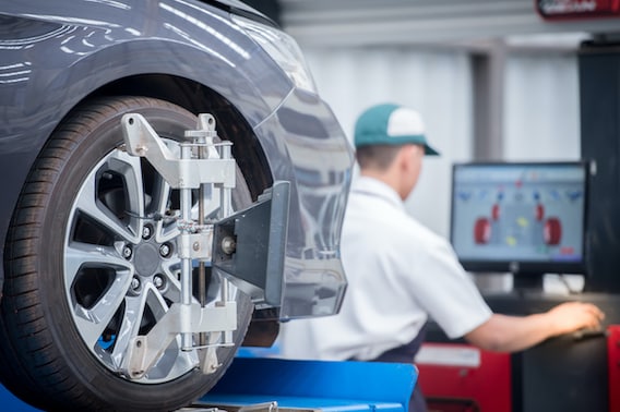 wheel alignment service